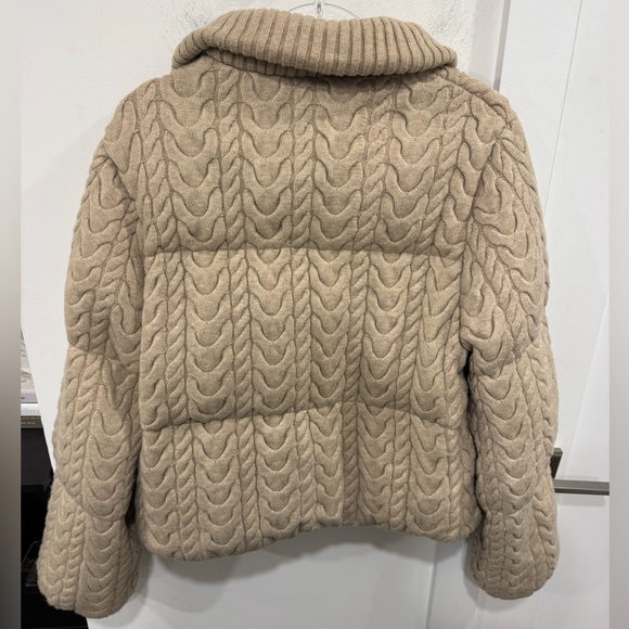 Varley Cable Knit Puffer - Picture 6 of 8